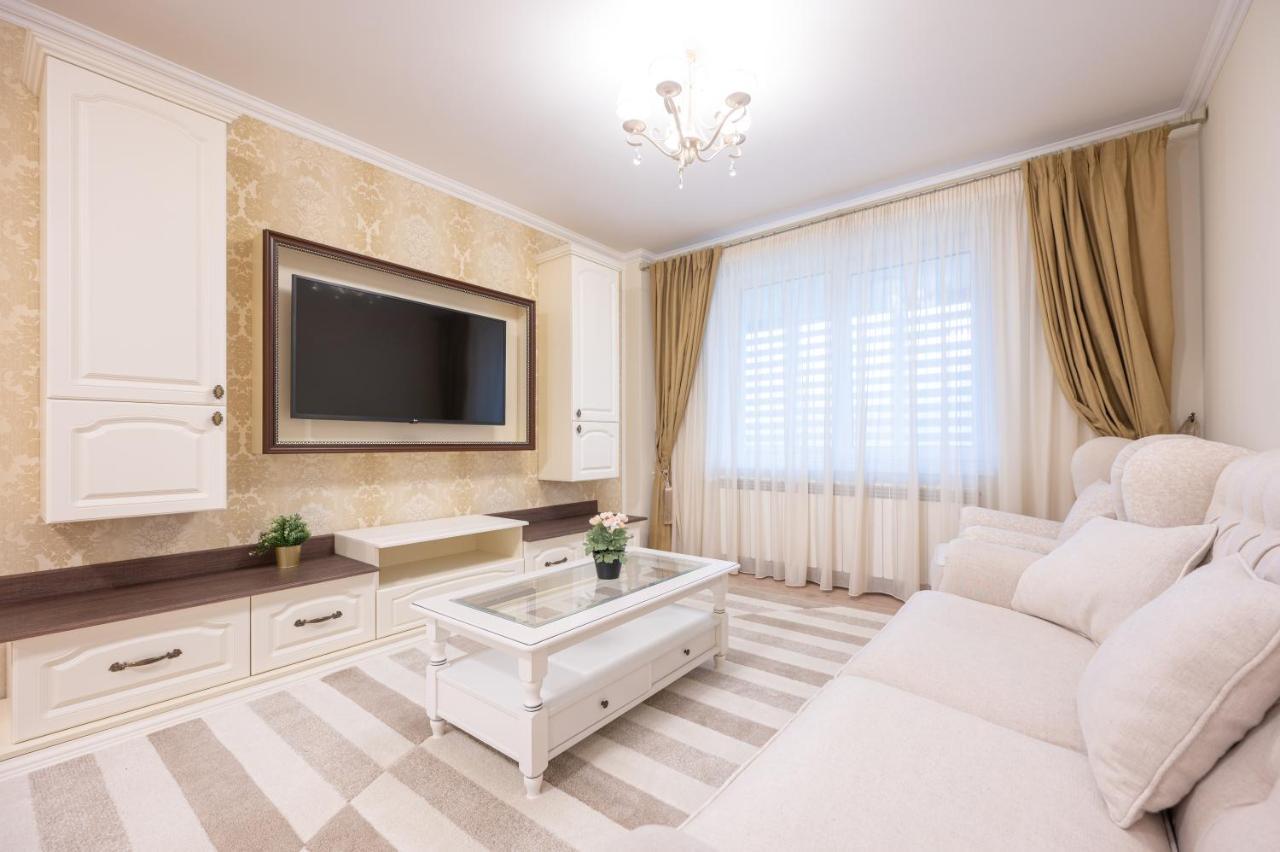 Dragos Flat Apartment Oradea Exterior photo